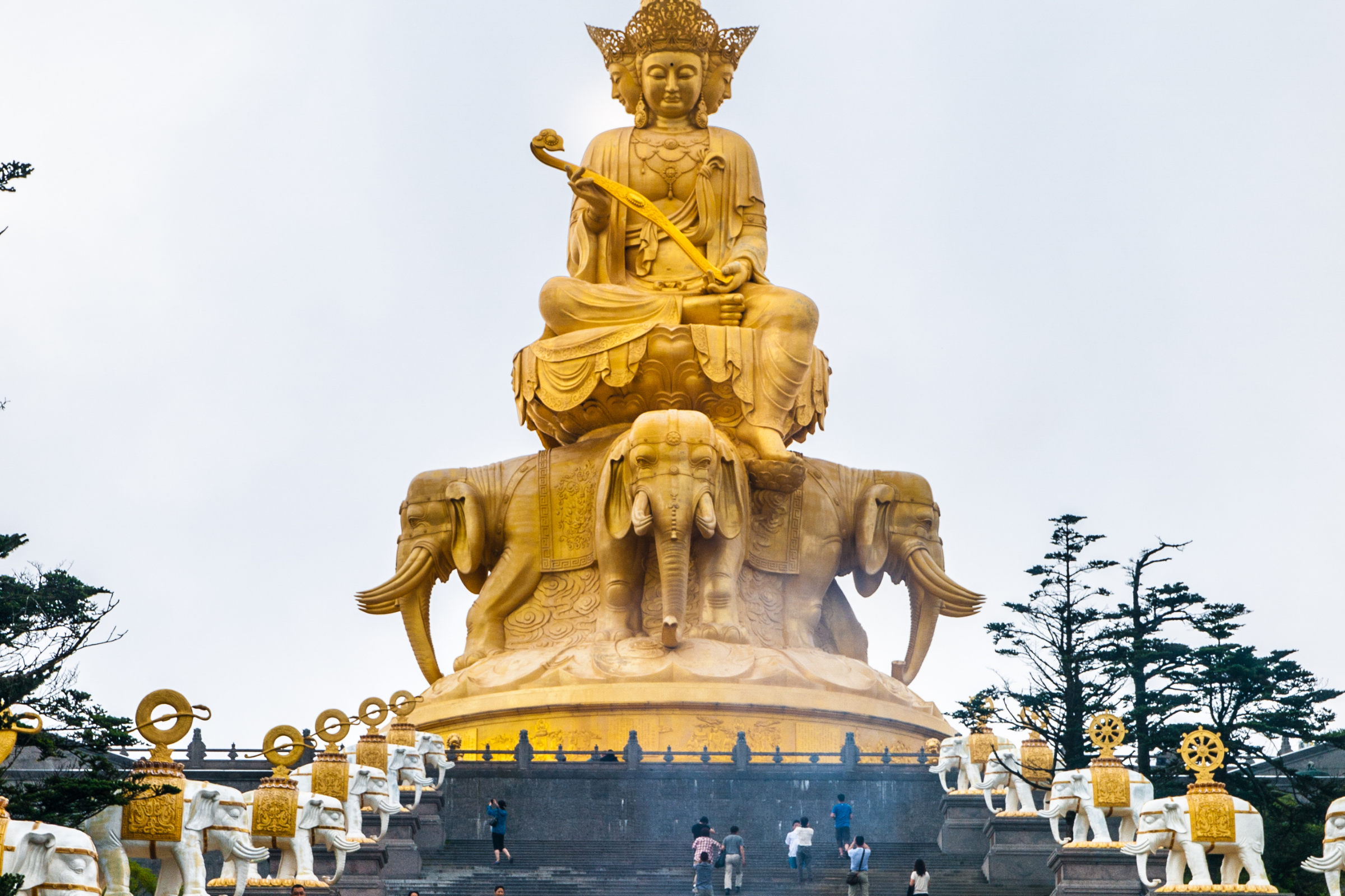 mount emeishan.webp